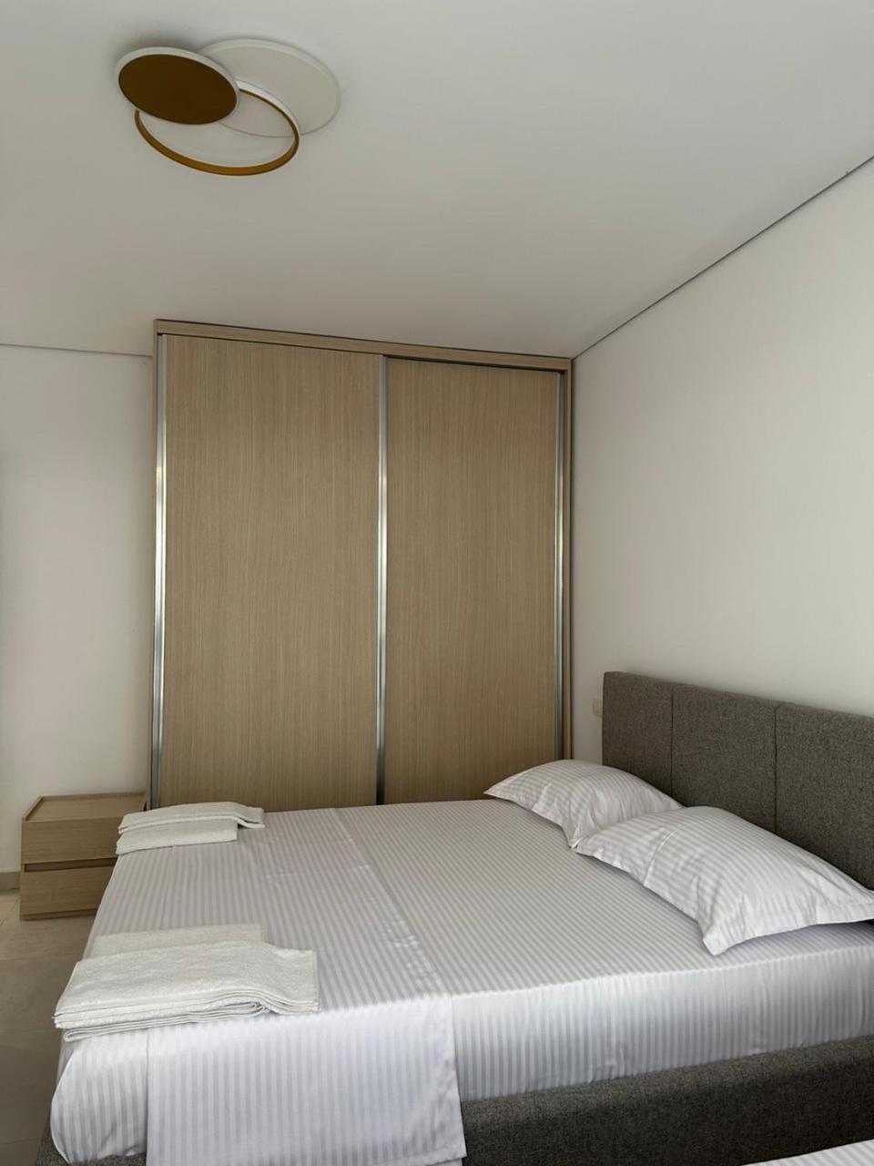 Eme Apartments - Kompleksi San Pietro, Gjiri I Lalzit Durrës Exterior foto